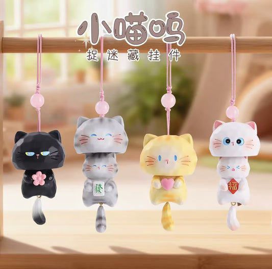 Cat playing hide-and-seek Series pendant Figures