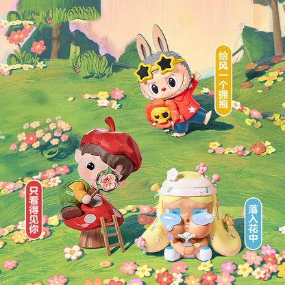 Hand in Hand Series Figures